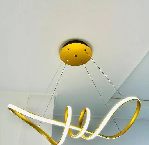 Jy House 1 *